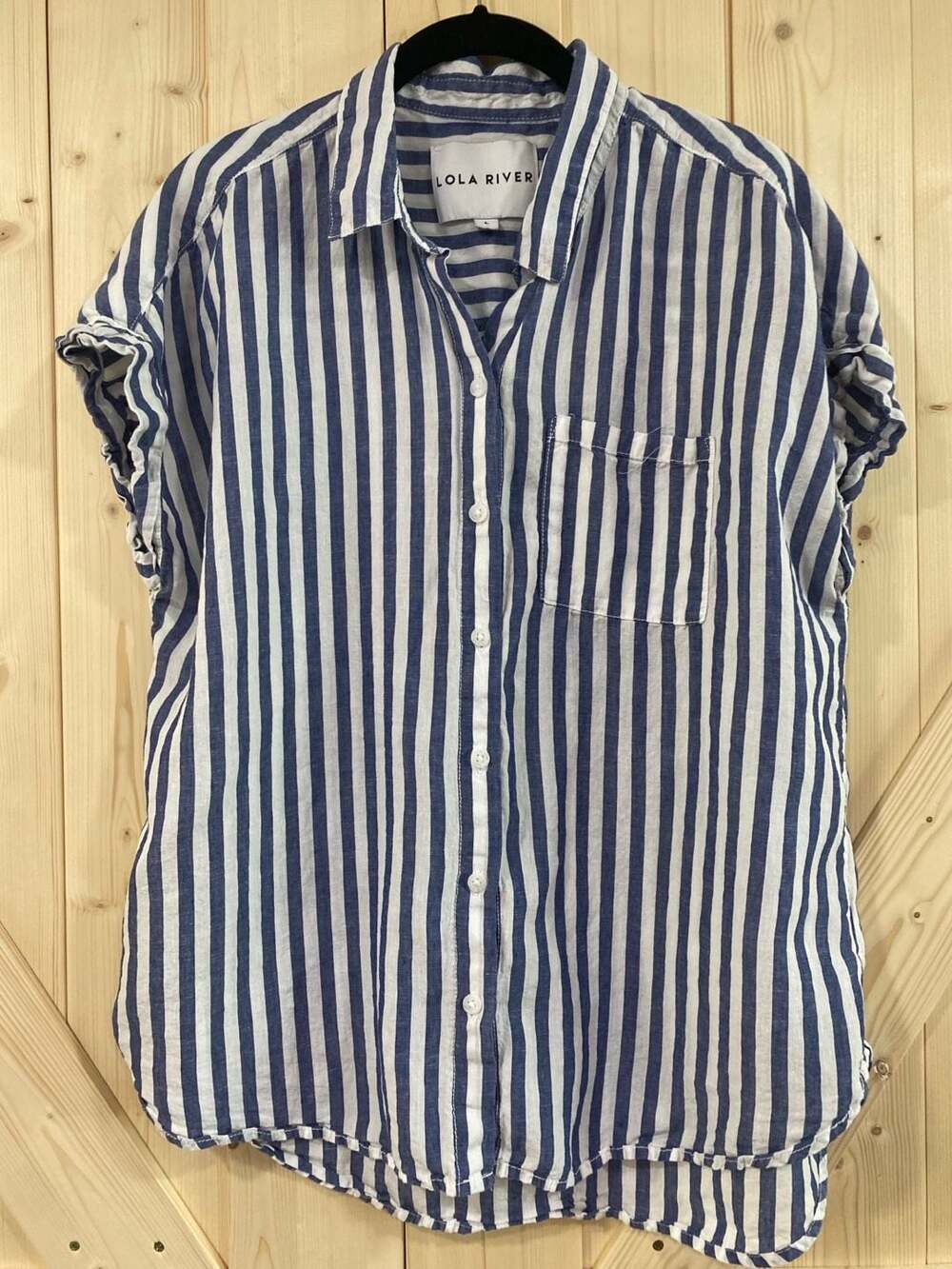 Lola River Women's Blue and White Striped Short Sleeve Button-Down Shirt size La - Picture 2 of 8